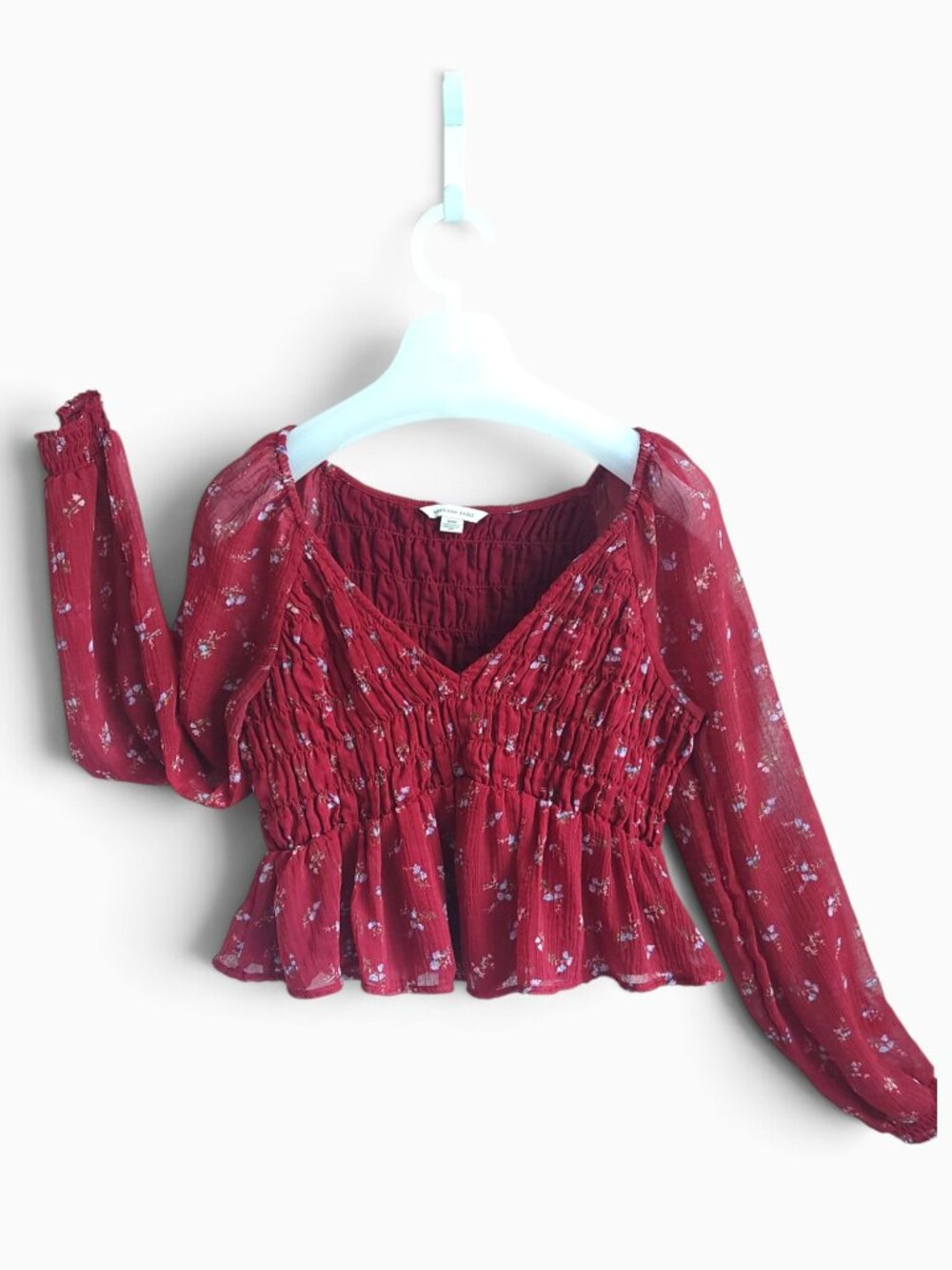 American Eagle Burgundy Floral Smocked Peplum Blouse M Cottagecore Boho Romantic